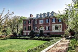 3055 Whitehaven Street Washington DC, the former house of Paul and Bunny Mellon